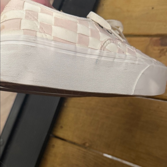 Vans Checkerboard Low Top Sneakers - Pale Pink & White - Picture 5 of 5